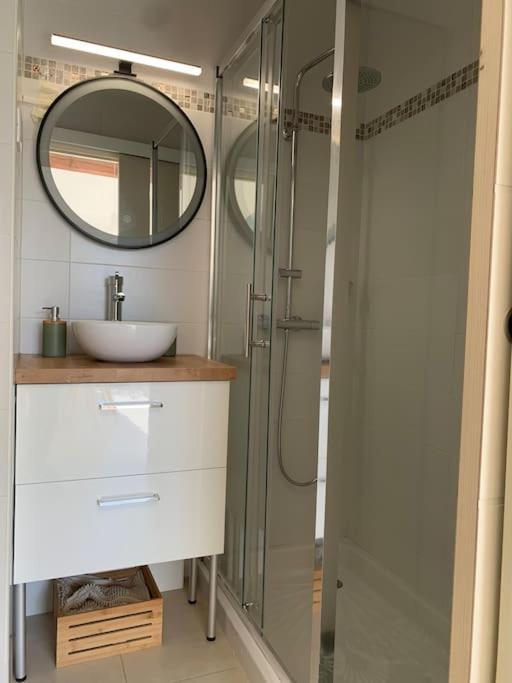 Maisonnette Dans Belle Residence Saint-Vallier-de-Thiey Esterno foto
