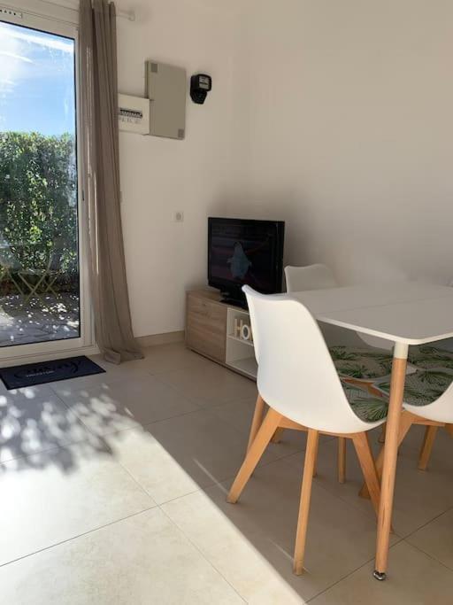 Maisonnette Dans Belle Residence Saint-Vallier-de-Thiey Esterno foto