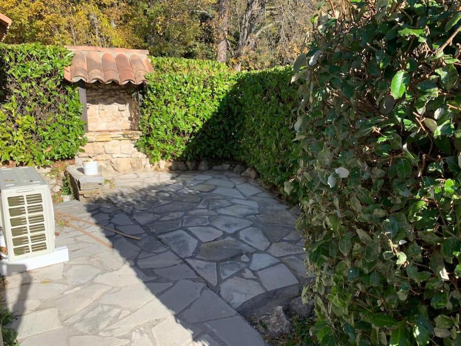 Maisonnette Dans Belle Residence Saint-Vallier-de-Thiey Esterno foto
